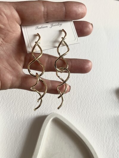 گوشواره آويز طلايى