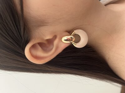 گوشواره استیل طرح آرنیکا كرم