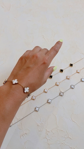 عکس دستبند شبدر زنجیره ای (Clover Station Bracelet)